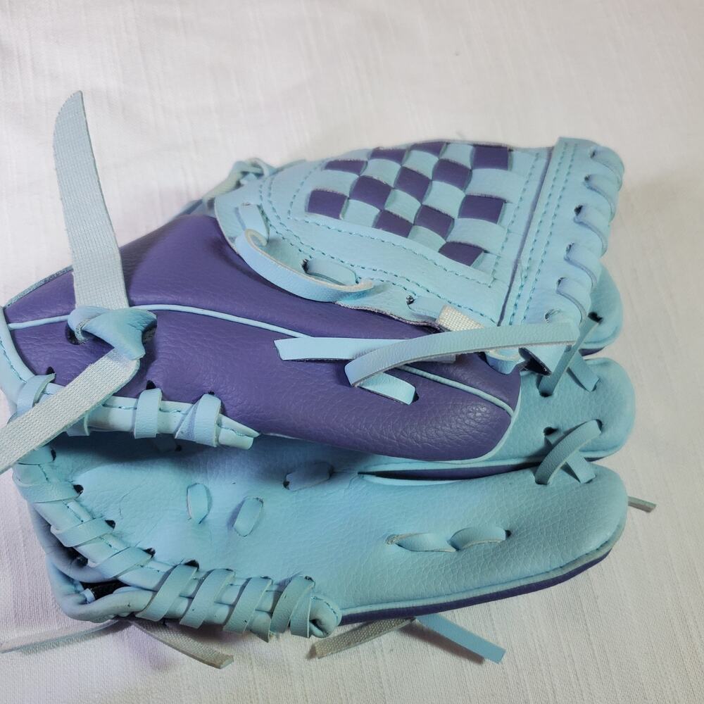 Marucci 8.5N Baseball Glove 8.5 Inch Youth T-Ball Teeball Fielders Mitt RHT